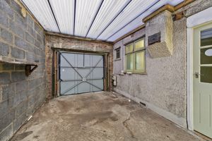 Garage- click for photo gallery